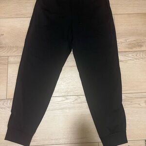 Black Uniqlo Tapered Pants